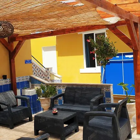 Of בית הארחה